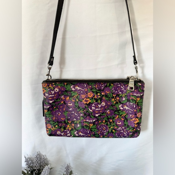 Coach Lyla EUC dual zip violet floral crossbody - Picture 4 of 8